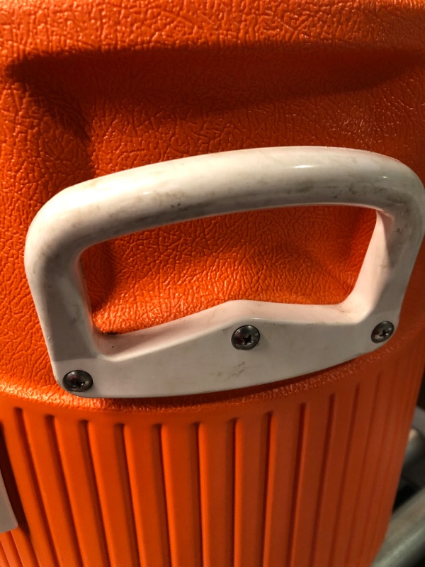 Photo 11 of **See Notes/Damaged** Igloo 5 Gallon Portable Sports Cooler with Flat Seat Lid 5 gal Orange