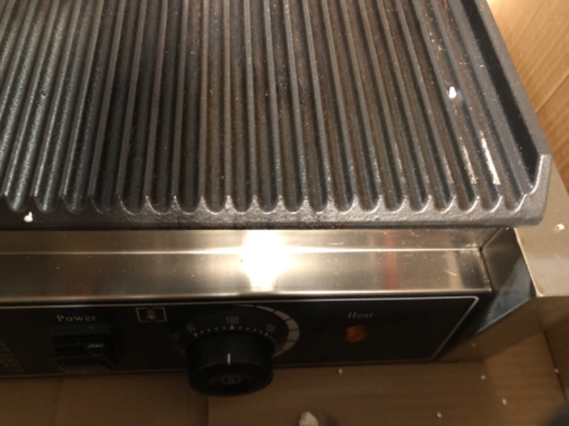 Photo 7 of ***USED*** Panghuhu88 110V 3600W Commercial Sandwich Panini Press, Non-Stick Full Grooved Plates 122°F-572°F Temp 14.4"D x 22.8"W x 7.5"H