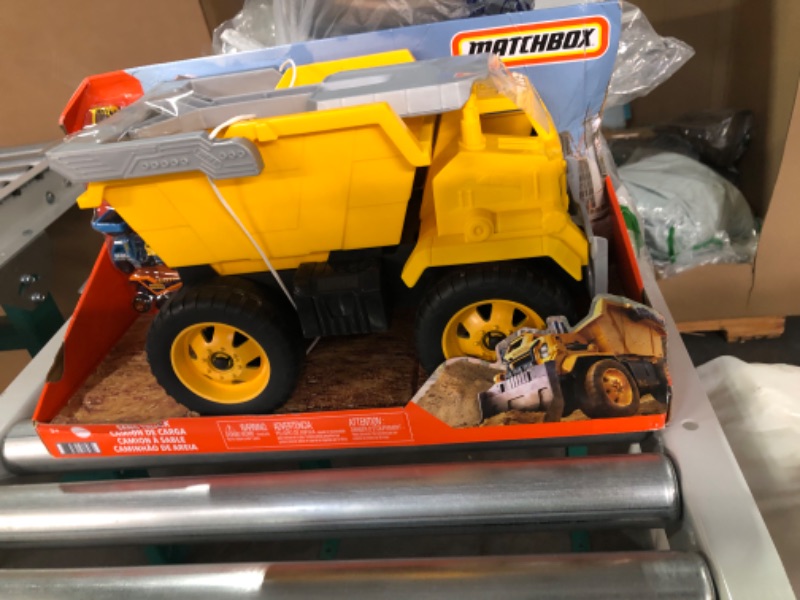 Photo 2 of ?Matchbox Cars, Large-Scale Construction Sand Truck with 5 1:64 Scale Die-Cast Construction Vehicles, Outdoor Toy ?? DUMP TRUCK