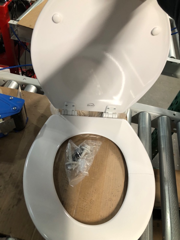 Photo 2 of *NEW* Bemis 500EC 390 Lift-Off Wood Round Toilet SEAT