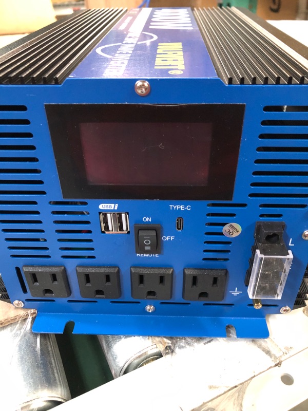 Photo 4 of 4000W Pure Sine Wave Power Inverters DC 12V to AC 110V 120V with Type-C Port 4 AC Outlets 