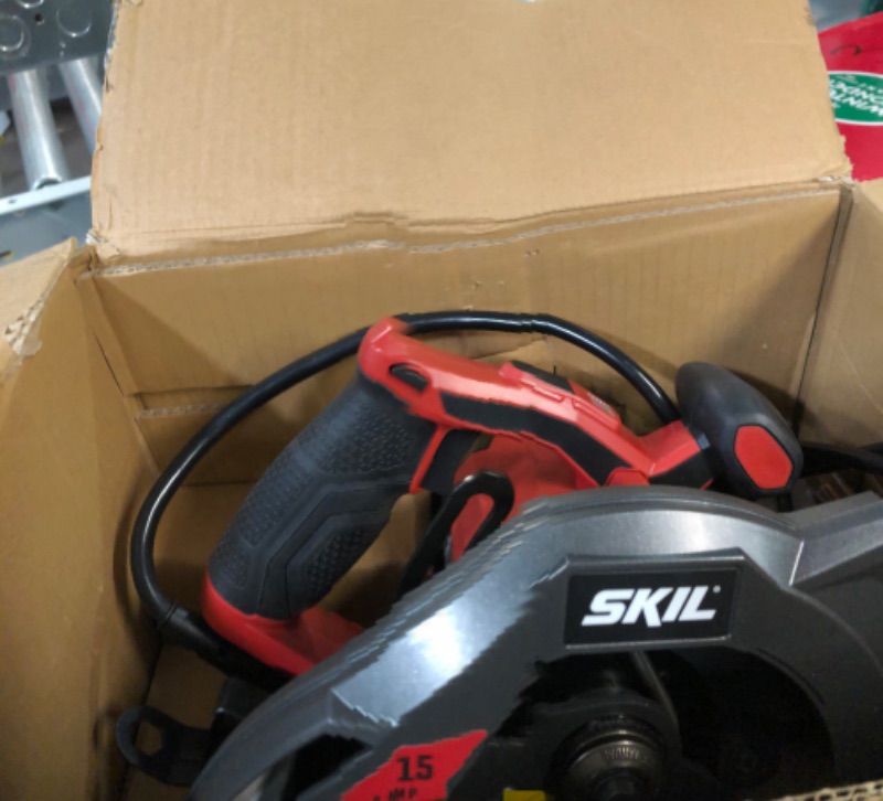 Photo 2 of *Used* Skil 5280-01 15 Amp 7-1/4-Inch Circular Saw