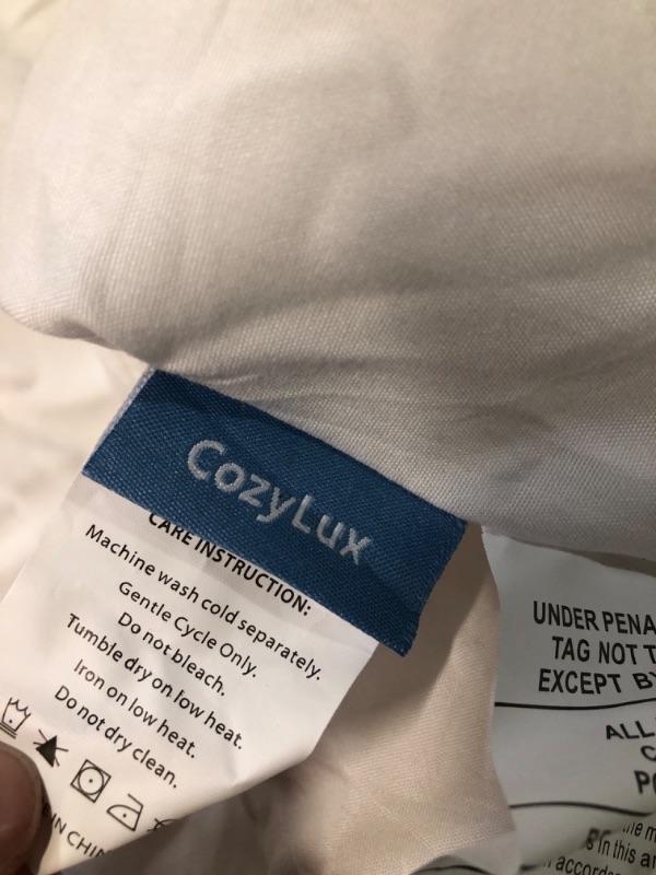 Photo 3 of [USED] COHOME King Comforter (90x102? White