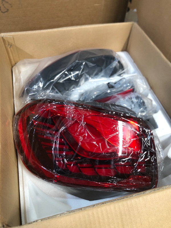 Photo 2 of inginuity time LED Tail Lights For 2012-2018 BMW m4 4 series 