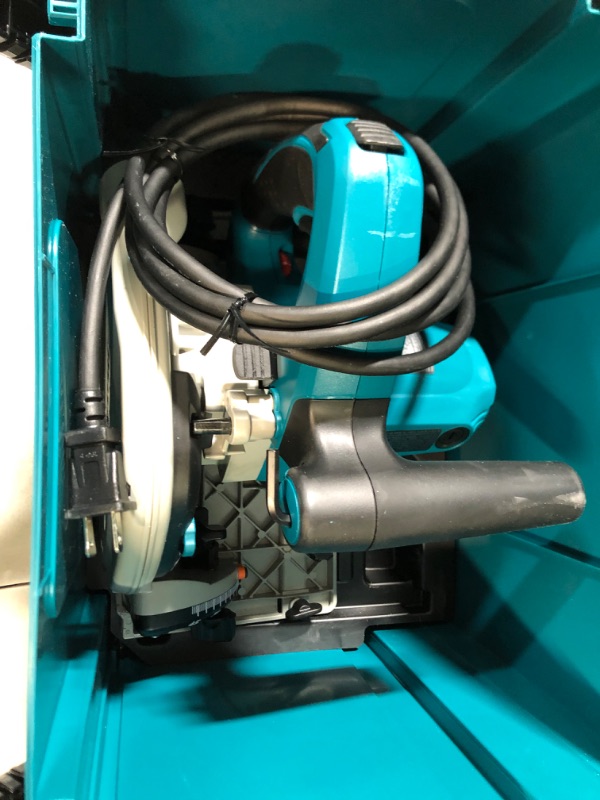 Photo 4 of **FOR PARTS**NO GUIDE RAIL**Makita SP6000J1 6-1/2" Plunge Circular Saw Kit, with Stackable Tool case