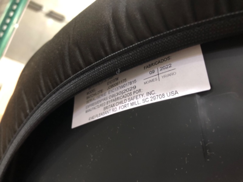 Photo 1 of *USED* Britax Emblem 3 Stage Convertible Car Seat, Dash