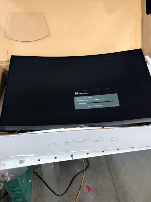 Photo 2 of **NEW** Dell 32 Curved 4K UHD Monitor, S3221QS - 80cm (31.5'') S, W125871638 (S3221QS - 80cm (31.5'') S Series S3221QS, 81.3 cm (32), 3840 x 2160 Pixels, 4K Ultra HD, LCD, 4 ms,)