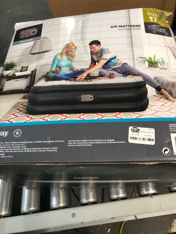 Photo 2 of Bestway Deluxe Double High 17&#34; Air Mattress with Built in Pump - Queen