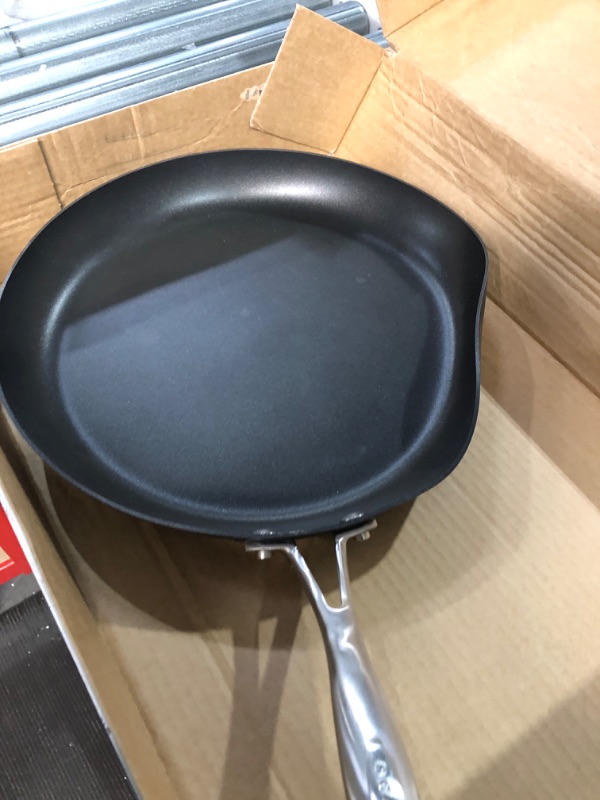 Photo 2 of * DAMAGED * Scanpan Pro IQ 12.5” Fry Pan - Easy-to-Use Nonstick Cookware - Dishwasher, Metal Utensil & Oven Safe - Made by Hand in Denmark 12.5"