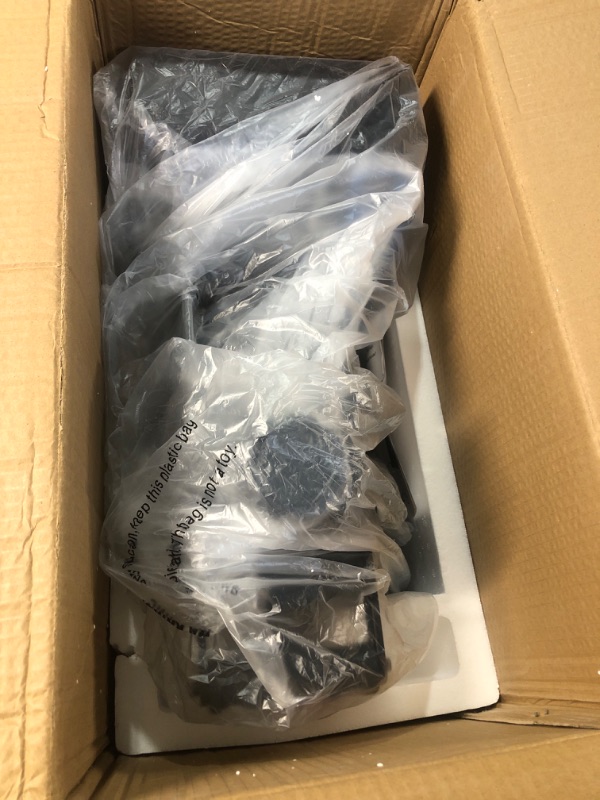 Photo 1 of VEVOR Heat Press 6x3.75Inch Curved Element Hat Press, Clamshell Design for Hats, Rigid Steel Frame, Digital LCD Timer and Temperature Control 