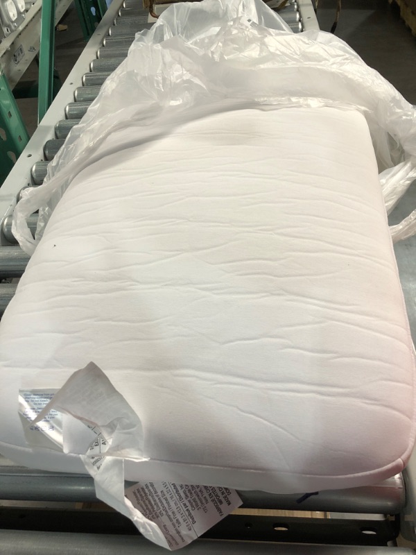 Photo 2 of (1 only)Casper Sleep Low Profile Foam Pillow for Sleeping, King, White King Low Profile Single Pack