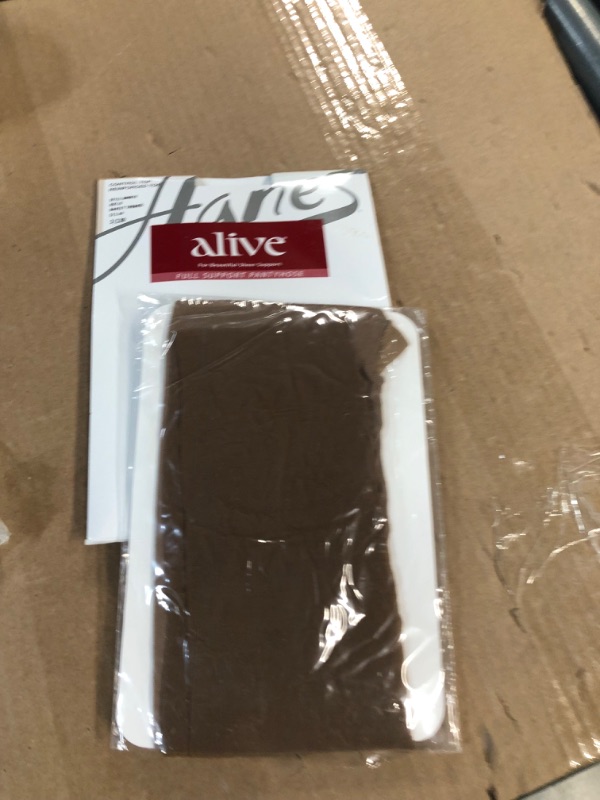 Photo 2 of Hanes Alive Full Support Control Top Graduated Compression Pantyhose **LOOK NEW**