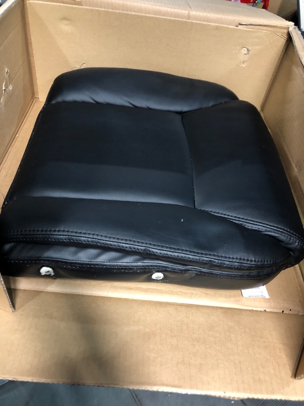 Photo 1 of **USED** Amazon Basics Classic Puresoft Padded Mid-Back Office Computer Desk Chair with Armrest - Black 25.75"D x 24.25"W x 42.25"H