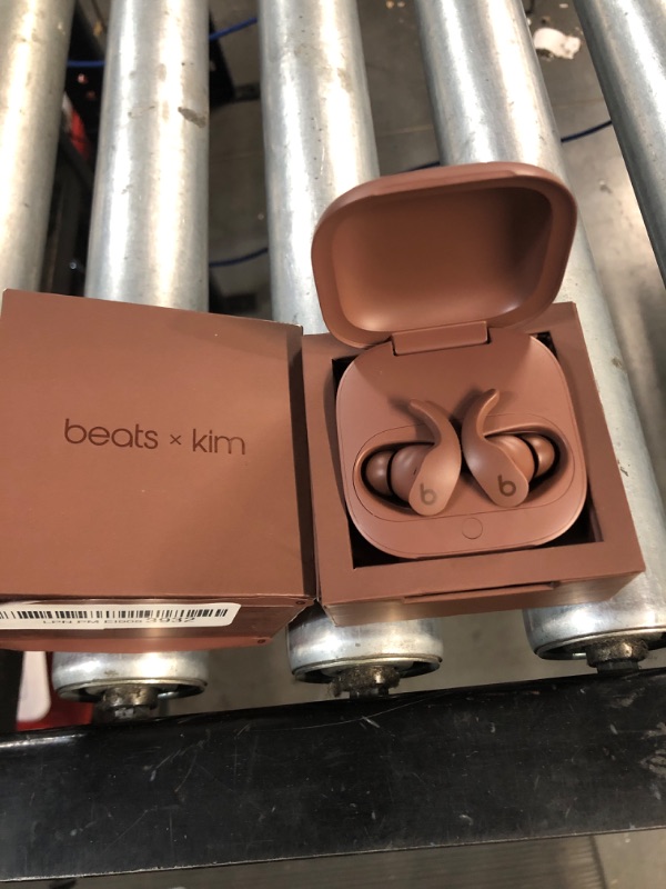 Photo 3 of Beats Fit Pro x Kim Kardashian 