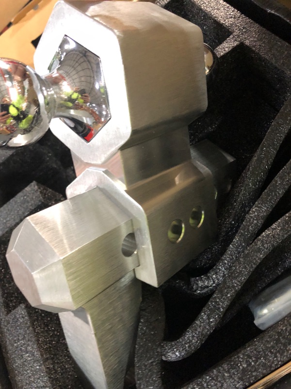 Photo 1 of Sulythw Adjustable Trailer Hitch, Fits 2-Inch Receiver  **LOOKS BRAND NEW/UNUSED**