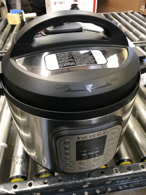 Photo 2 of 8 qt. Stainless Steel Duo Electric Pressure Cooker