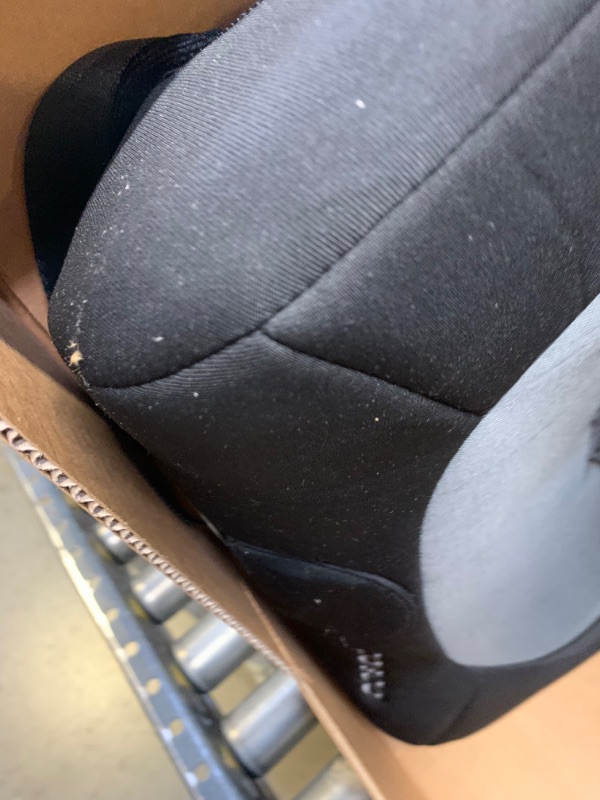 Photo 9 of Cosco Finale Dx 2-In-1 Booster Car Seat, Dusk, 18.25x19x29.75 Inch (Pack of 1) --- Box Packaging Damaged, Moderate Use, Scratches and Scuffs on Plastic

