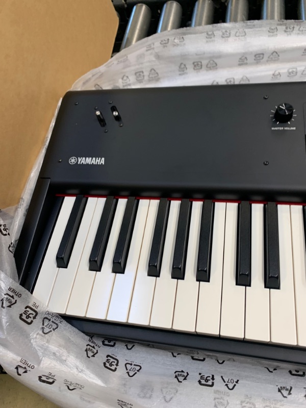 Photo 6 of Yamaha CP88 88-Key Graded Hammer Action Stage Piano with Sustain Pedal --- Box Packaging Damaged, Item is New
