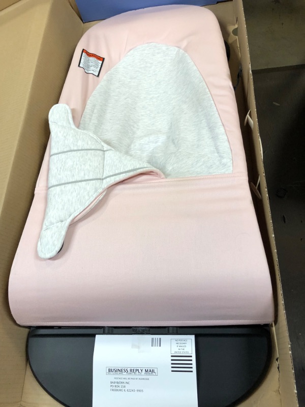 Photo 1 of Babybjorn Bouncer Balance Soft, Cotton - Light Pink