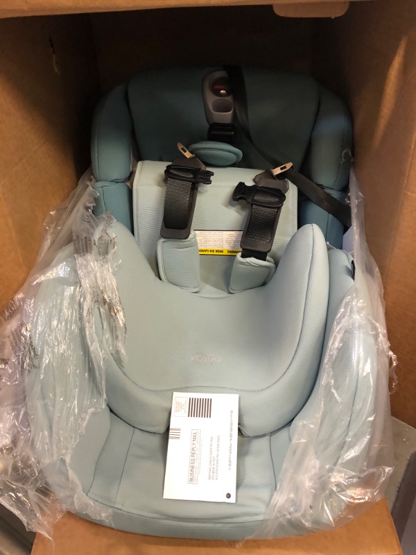 Photo 5 of Britax Advocate Clicktight Convertible Car Seat, Green Ombre SafeWash Green Ombre Advocate