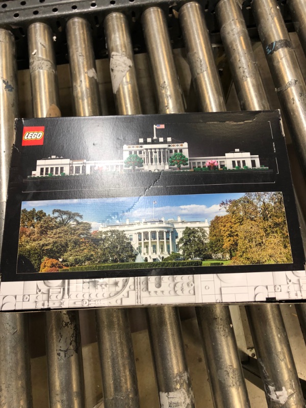 Photo 3 of LEGO Architecture Collection: The White House 21054 Model Building Kit, Creative Building Set for Adults, A Revitalizing DIY Project and Great Gift for Any Hobbyists (1,483 Pieces)
open box - missing pieces
