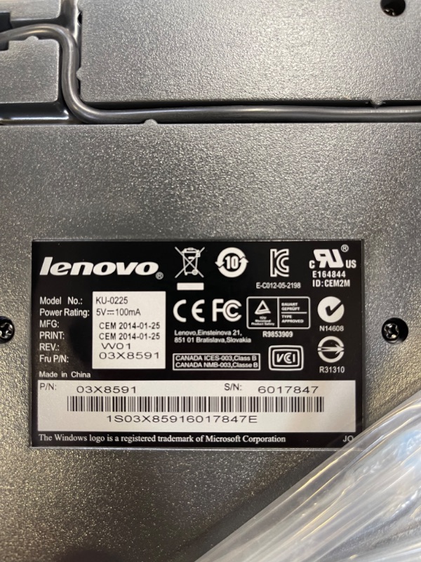 Photo 3 of Lenovo 73p5220 External Wired USB Preferred Pro USA Keyboard ( 41A5289, 89P8530)