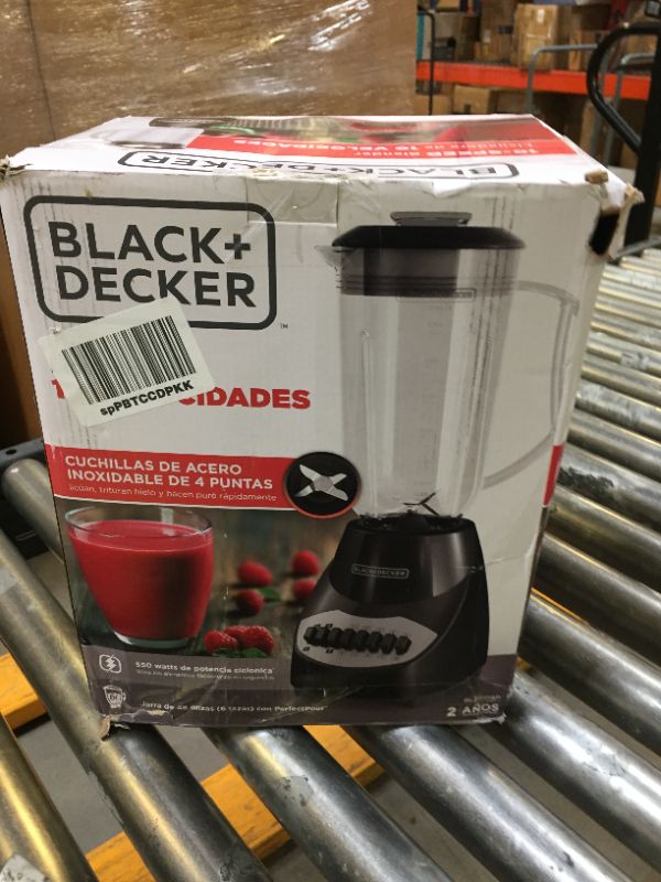 Photo 3 of Black&Decker 10 Speed Blender with Plastic Jar, Black