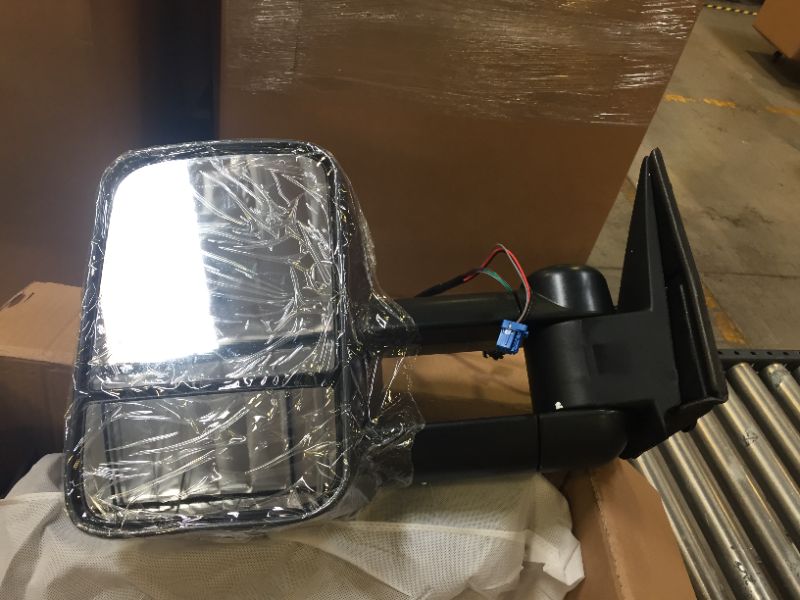 Photo 2 of AERDM New Pair Towing mirrors Set Power Tow Heated Telescoping with Arrow Signal Light Side Mirrors Fit Chevy/GMC/Cadillac Silverado Sierra Avalanche Suburban Tahoe Yukon XL Escalade EXT ESV
