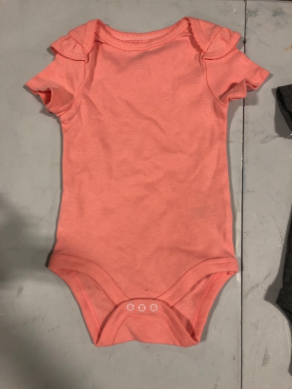 Photo 1 of 3-6M ---- Girls onesie 