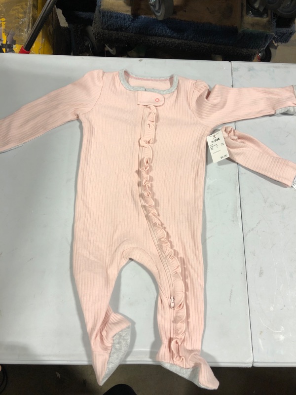 Photo 1 of 3-6M ------ Girls Onesie 