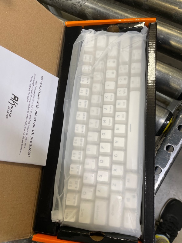 Photo 2 of RK ROYAL KLUDGE RK61 Wired 60% Mechanical Gaming Keyboard RGB Backlit Ultra-Compact Hot-Swappable Brown Switch White