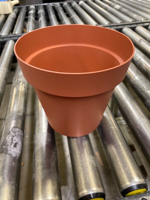 Photo 2 of  Plastic 7 Inch Height, ø 8 Inch Round Planter with Drainage Plug for Indoor and Outdoor Use. 8 Colors. VEN510A.