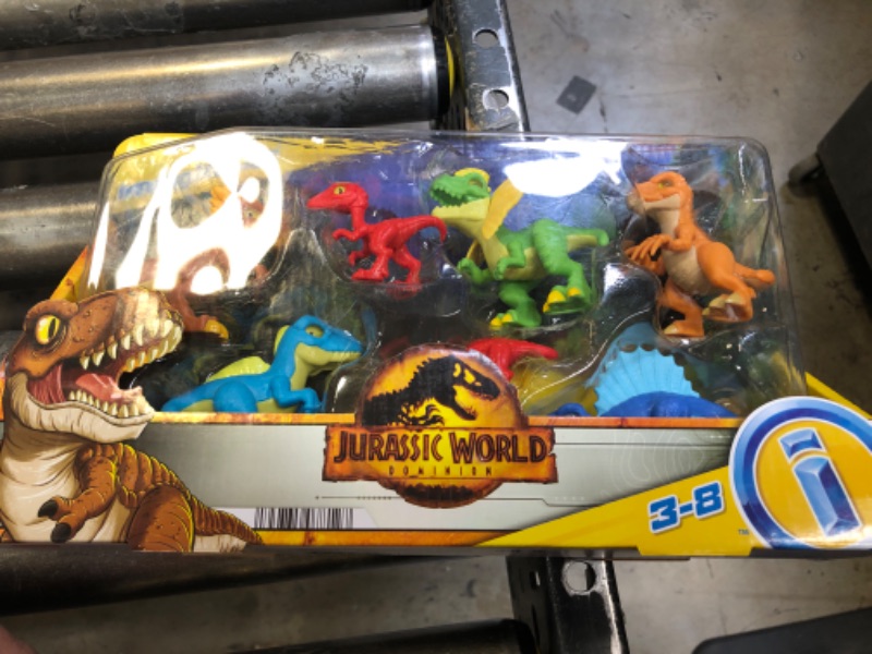 Photo 2 of Fisher Price Imaginext Jurassic World: Dominion Baby Dinosaurs Figure Set 7pc