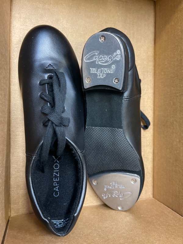 Photo 1 of 6.5 WOMENS TAP SHOES 