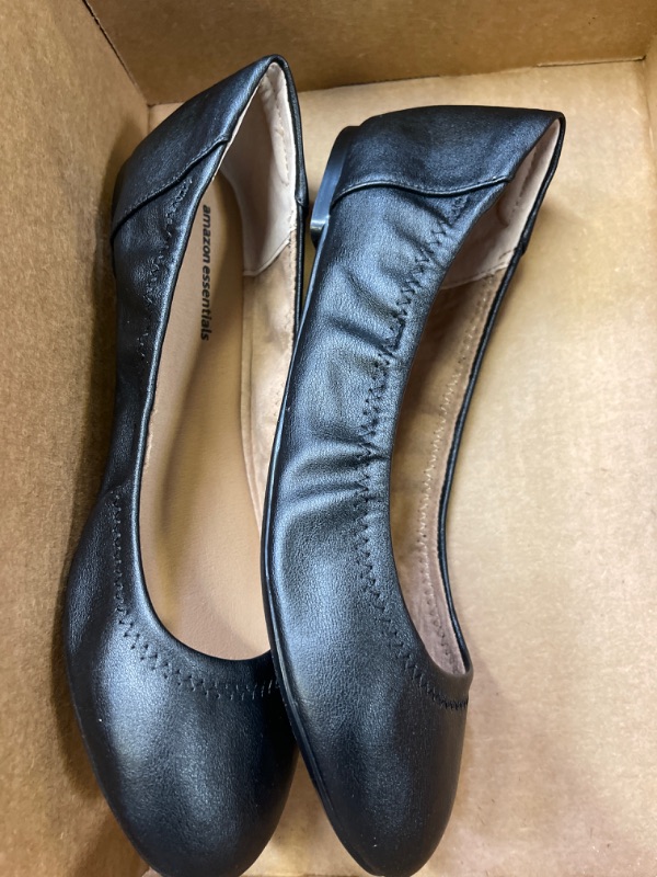 Photo 1 of AMAZON ESSNEITALS BLACK FLATS SIZE 9W