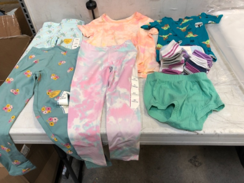 Photo 1 of BAG LOT, ASSORTED KIDS' AND TODDLER CLOTHES BUNDLE, VARIOUS SIZES AND COLORS, SOLD AS IS