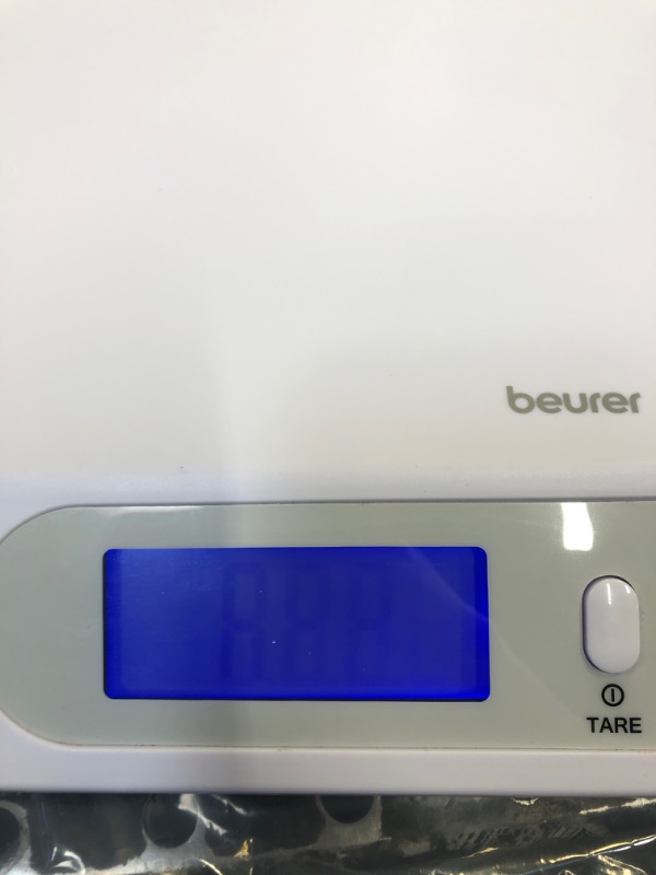 Photo 3 of Beurer BY90 Baby Scale, Pet Scale, Digital, with Measuring Tape, tracking weight with App | For: Infant, Newborn, Toddler /Puppy, Cat - Animals | LCD Display, weighs Lbs/Kg/Oz Highly accurate with Bluetooth/measuring Tape