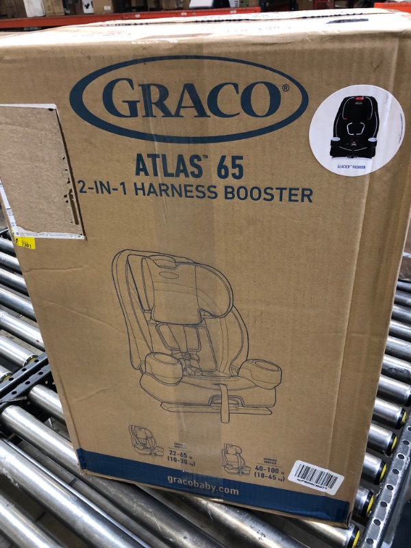 Photo 2 of Graco Atlas 65 2 in 1 Harness Booster Seat | Harness Booster and High Back Booster in One, Glacier , 19x22x25 Inch (Pack of 1)