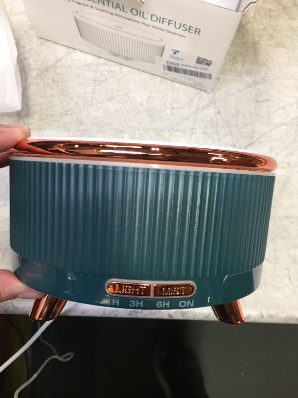 Photo 1 of 500ML ESSENTAIL OIL DIFFUSER 