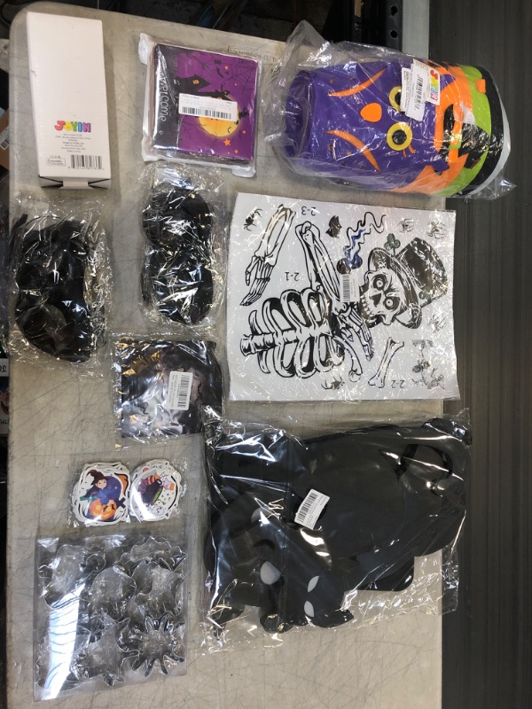 Photo 1 of  MISCELLANEOUS LOT OF HALLOWEEN ITEMS (( 10 PCS )) 