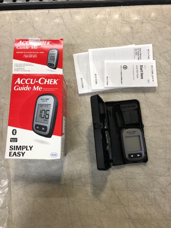 Photo 2 of ** USED ** Accu-Chek Guide Me Meter Diabetes Kit with Softclix Lancing for Diabetic Blood Glucose Testing
