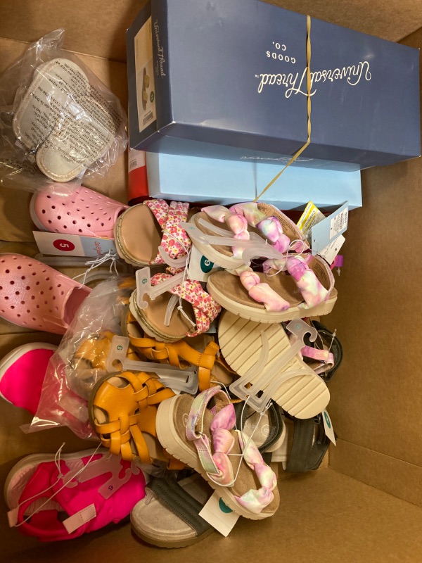 Photo 3 of 13 PAIRS OF SHOES FOR KIDS BUNDLE VARIOUS SIZES