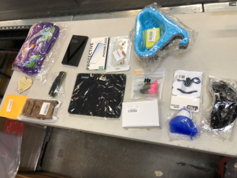 Photo 1 of 15 ITEM ASSORTED BAG LOT 