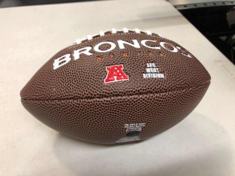 Photo 1 of 1pc---Rawlings Denver Air It Out Youth Football