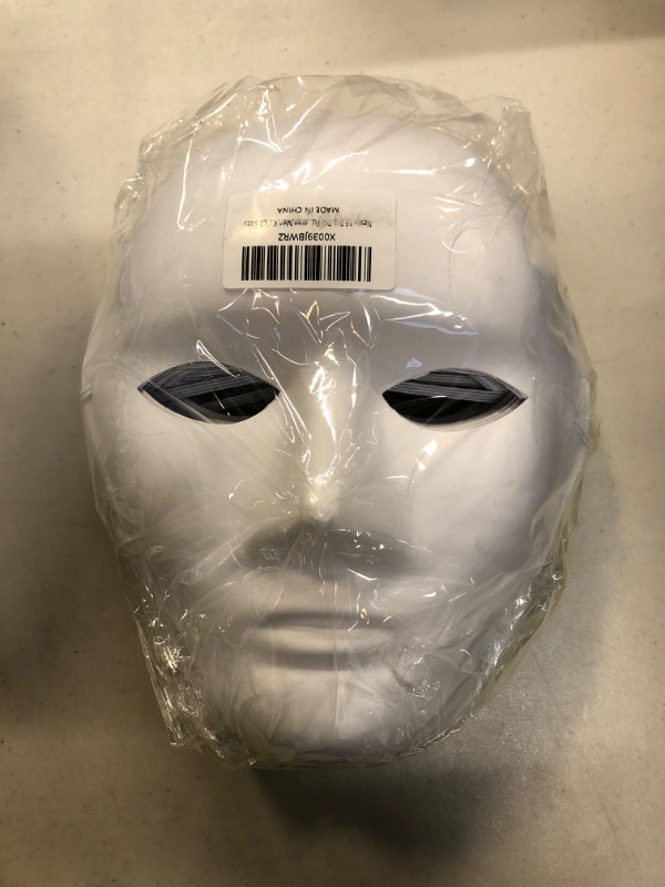 Photo 2 of 16 Pcs DIY Full Face Masks,Paintable Paper Mask,White Craft Masks,Cosplay Masquerade Mask for Halloween Party,DIY Creativity,Women,Men,Kids,2 Sizes