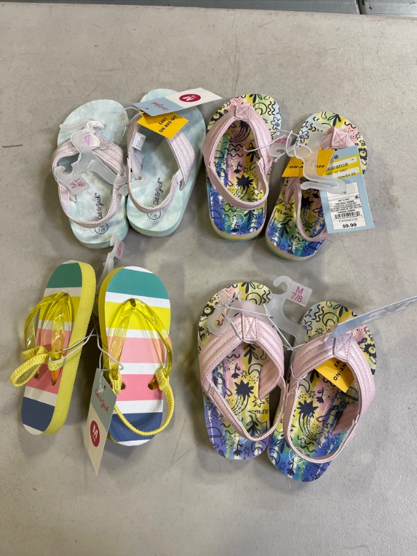 Photo 1 of 4 PAIR Slip-on Flip Flop Sandals - Cat & Jack M, MultiColored
SIZE M 7/8