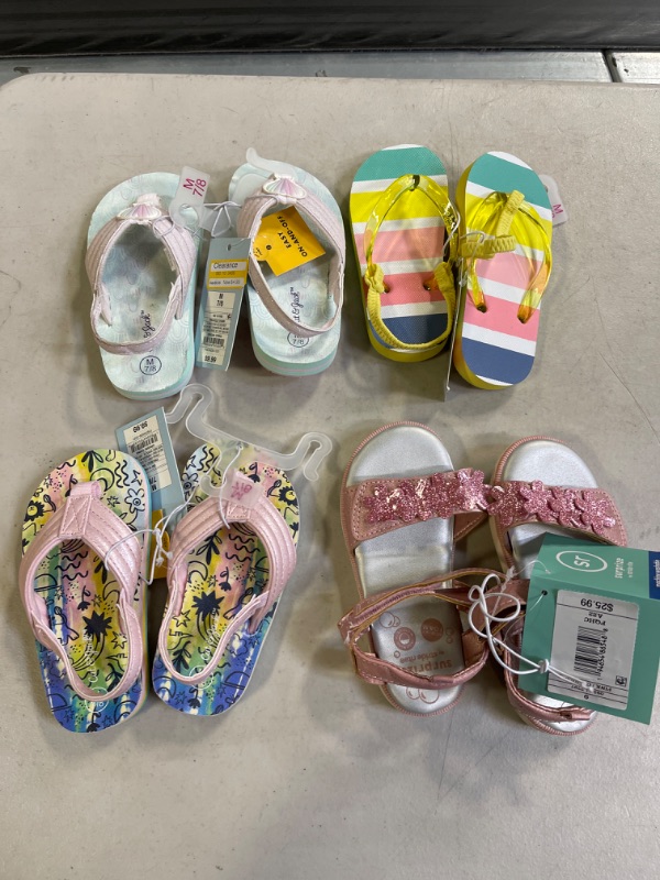 Photo 1 of 4 PAIR Slip-on Flip Flop Sandals - Cat & Jack M, MultiColored
SIZE M 7/8 PINK SANDALS SIZE 6