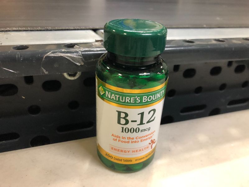 Photo 2 of Nature's Bounty Vitamin B12, Supports Energy Metabolism, Tablets, 1000mcg, 200 Ct Unflavored  Exp-03/2025