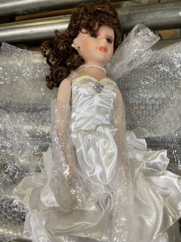 Photo 2 of Kinnex Collections by Amanda 18" Porcelain Quince Anos Quinceanera Umbrella Last Doll Muneca Centerpiece ~ KK18729-1 (White)