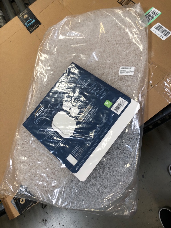 Photo 1 of HALO DreamWeave Breathable Mesh BassiNest Mattress Replacement Pad – 100% Machine Washable Cover – Hypoallergenic, Non-Toxic Materials – 30” x 18” x 1.3” DreamWeave BassiNest Pad